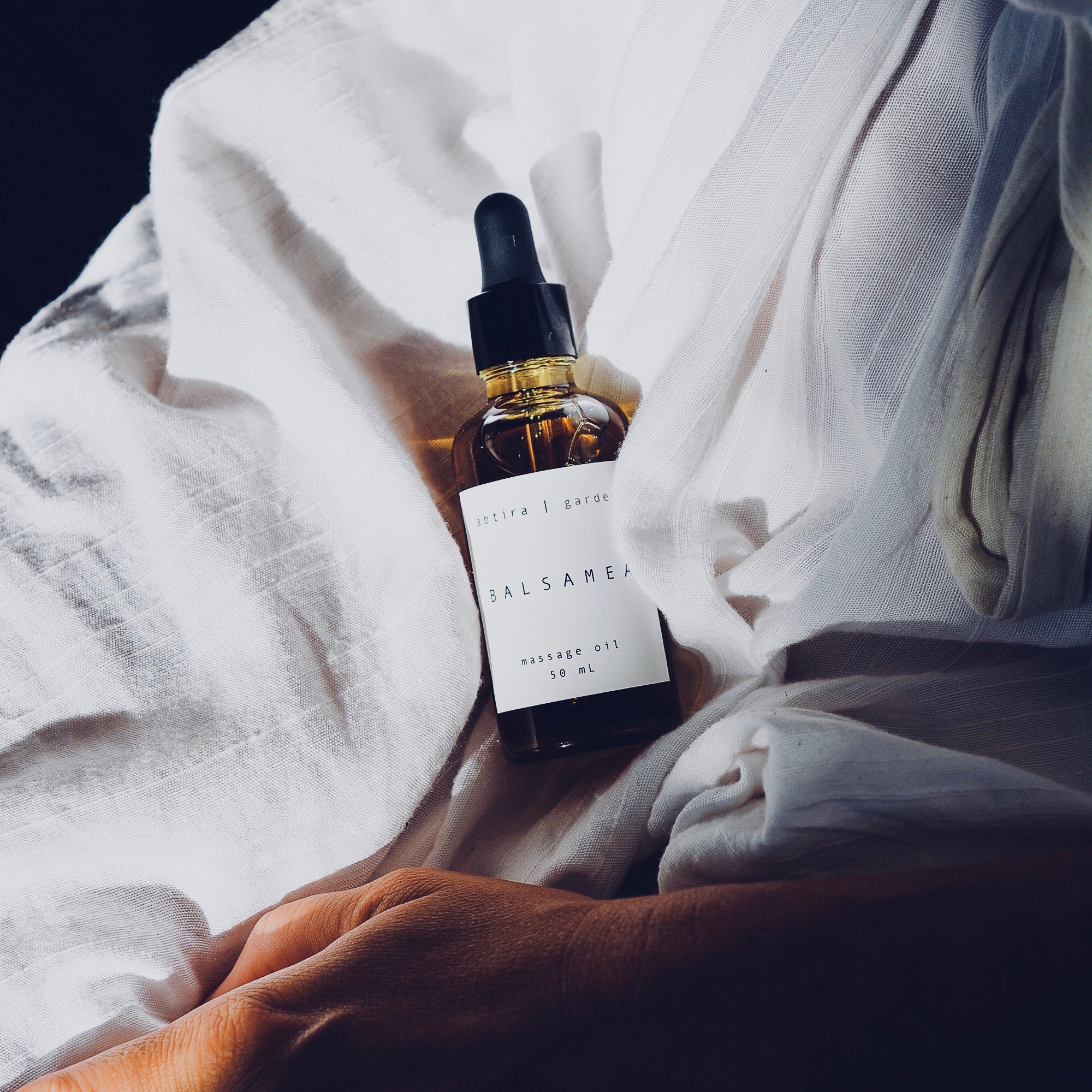 VÜCUT - BALSAMEA | selülit ve çatlak karşıtı onarıcı masaj yağı