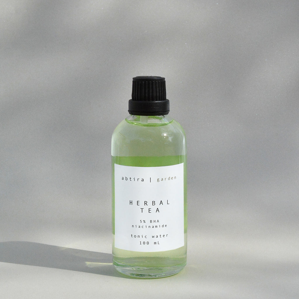 AKTİF - HERBAL TEA | %5 BHA + %5 niasinamid | sebum dengeleyici + cilt tonu eşitleyici tonik