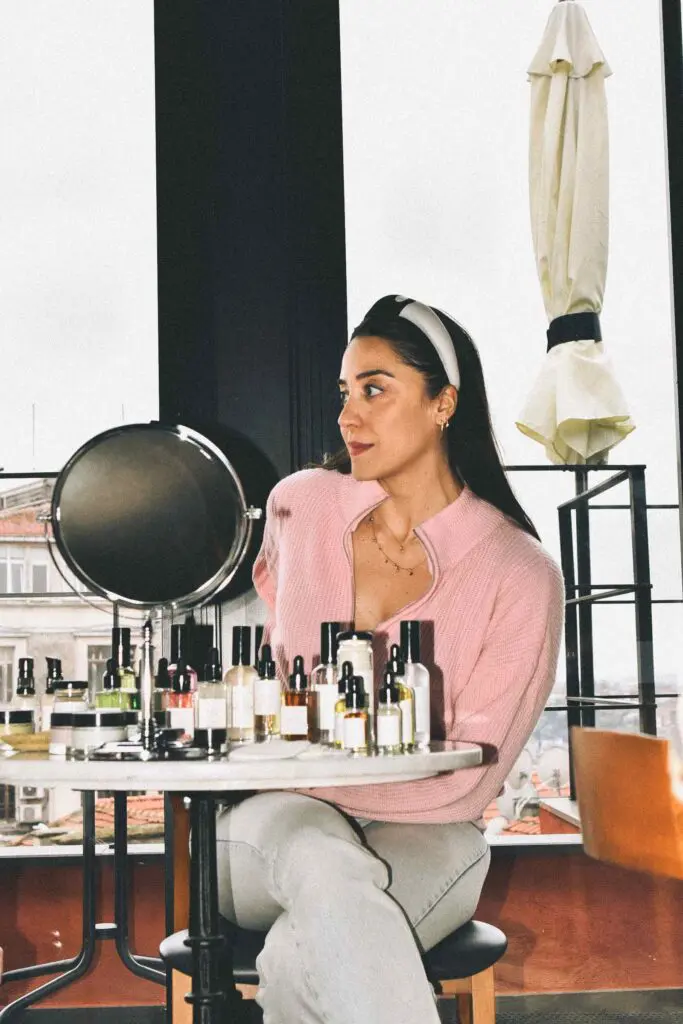 yasemin-zamanpur-683x1024.jpeg